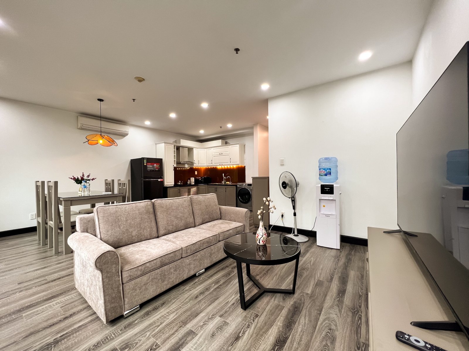 2-bedroom apartment for rent in Ba Đình · Balcony · 2