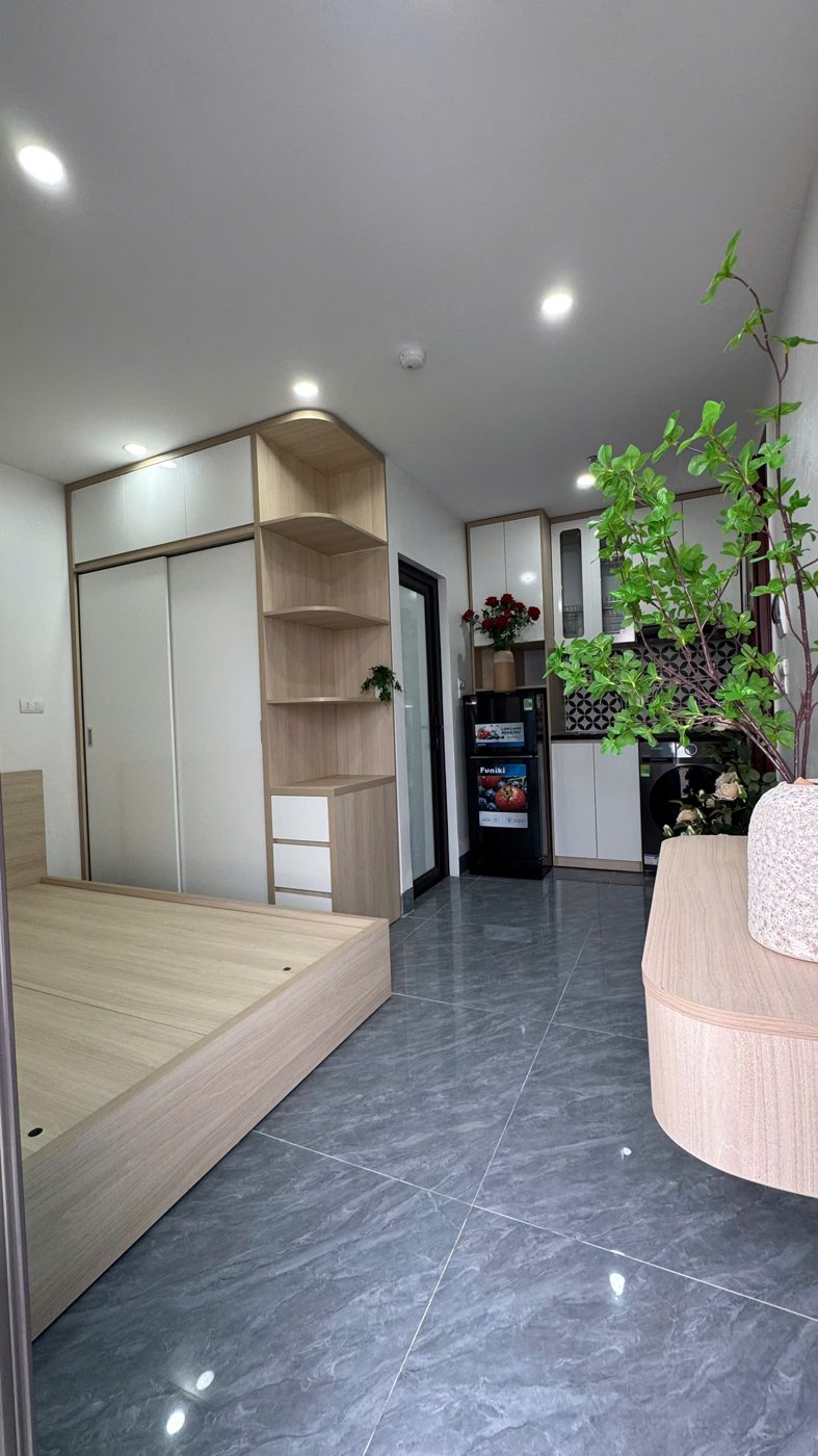 1-bedroom studio apartment for rent in Bắc Từ Liêm · Balcony · 2
